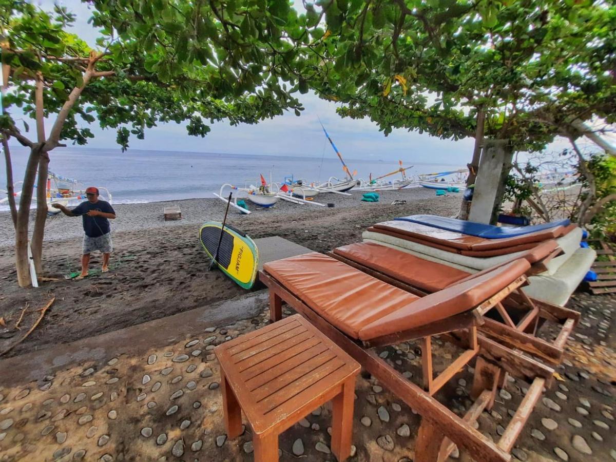 Solaluna Beach Homestay Amed Eksteriør billede