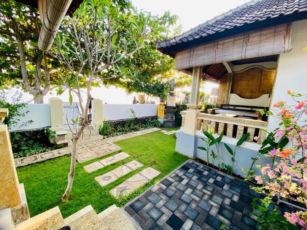 Solaluna Beach Homestay Amed Eksteriør billede