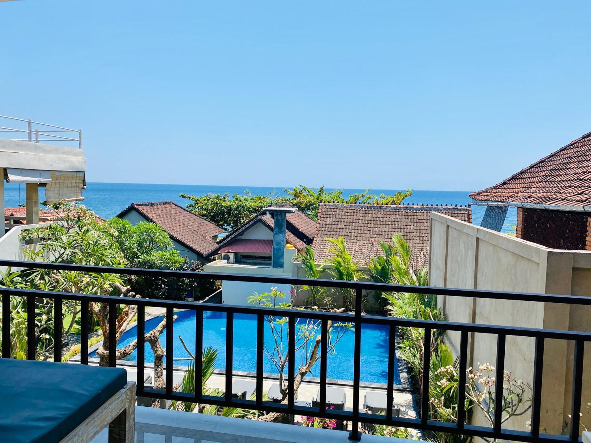 Solaluna Beach Homestay Amed Eksteriør billede