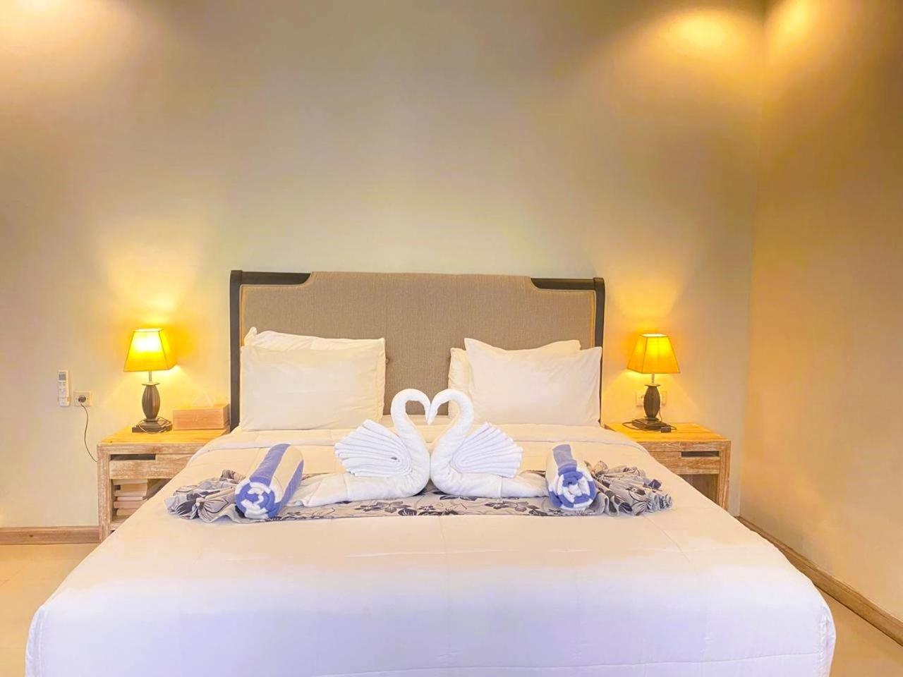 Solaluna Beach Homestay Amed Eksteriør billede