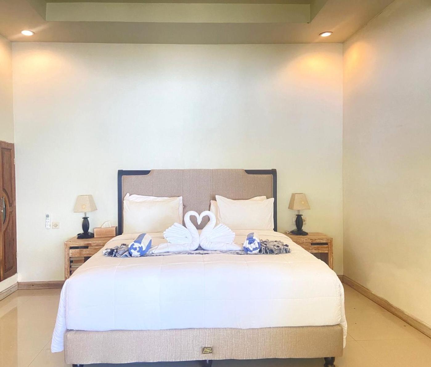 Solaluna Beach Homestay Amed Eksteriør billede