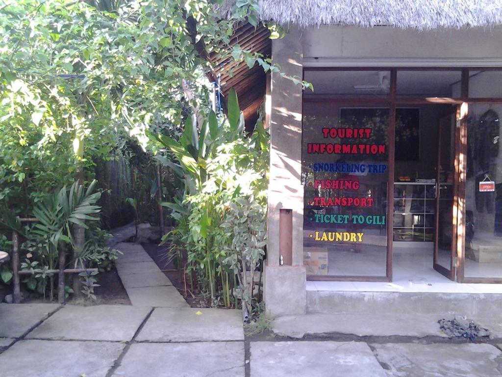 Solaluna Beach Homestay Amed Eksteriør billede