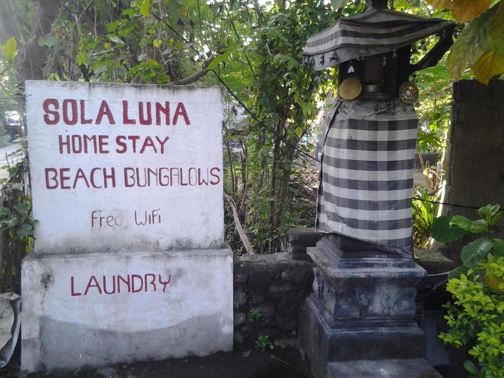 Solaluna Beach Homestay Amed Eksteriør billede
