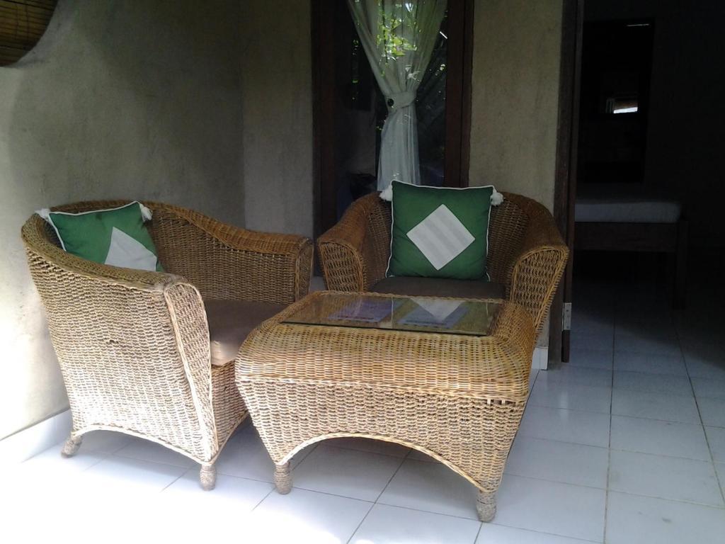 Solaluna Beach Homestay Amed Eksteriør billede
